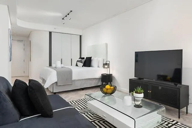 City Centre Studio With Patio Cape Town Apartment
