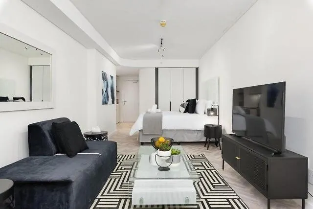 City Centre Studio With Patio Cape Town